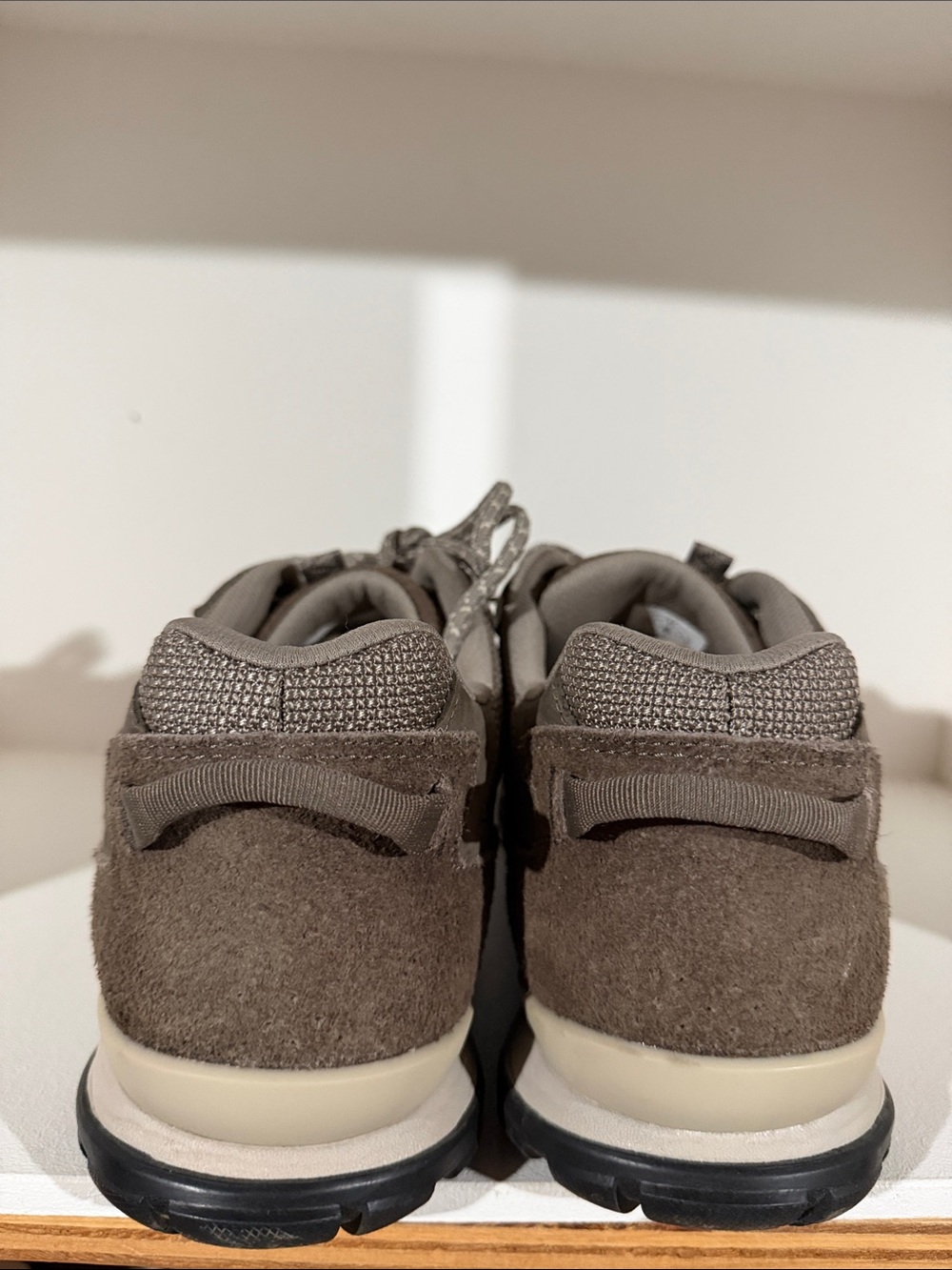 Oboz Bozeman Low Suede Taupe 13 M - Picture 4 of 13